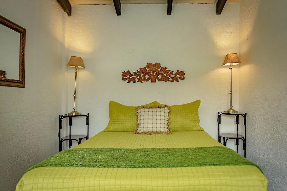 Apartment Villa Cleotilde # 2 Antigua Guatemala