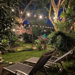 Antigueeno Hostel